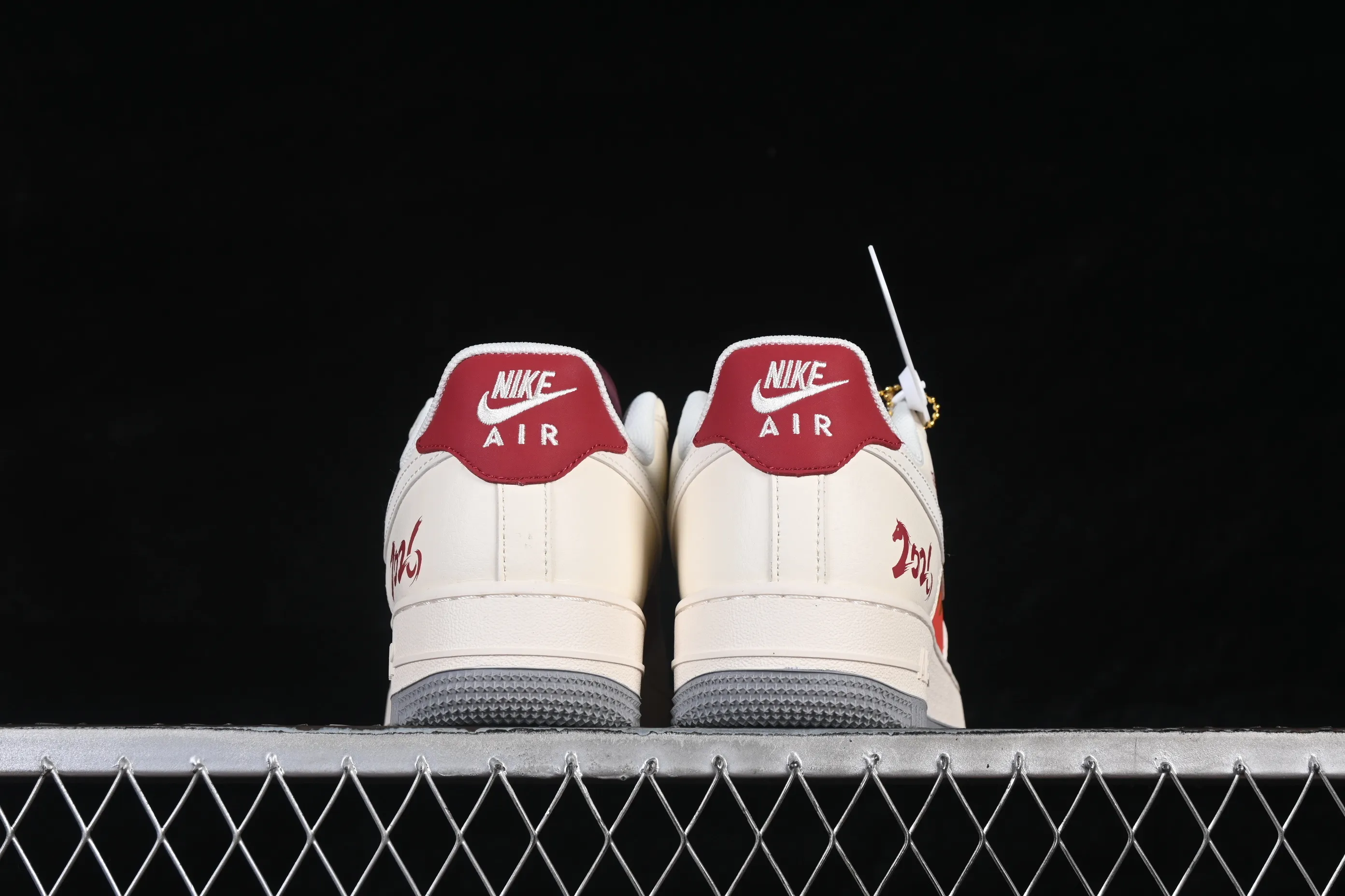 All categories Nk Air Force 1 Air Force series Nk Air Force 1 Low Air Force low-top Nike Air Force 1'07 Low Year of the Horse limited edition red and white contrast Air Force 1 low-top casual sneakers JP2026-151